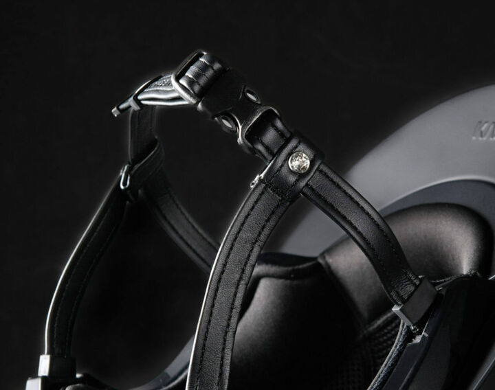 Crystal Rivet