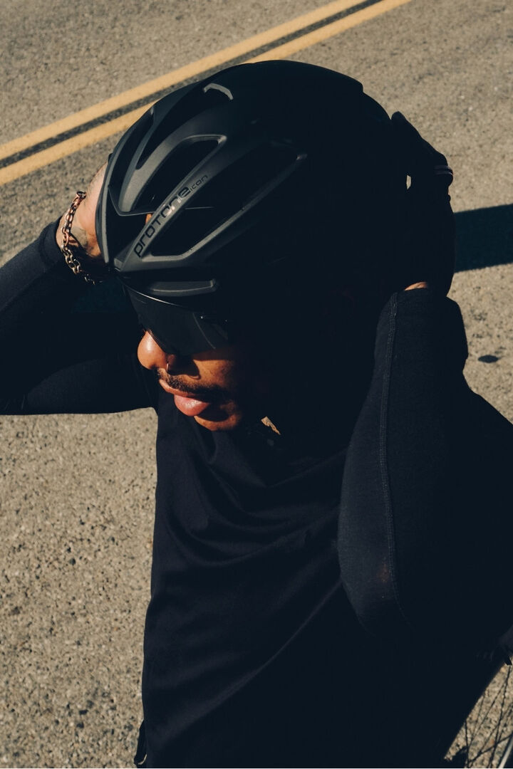 Boo Johnson: when Skateboarding meets Cycling Boo Johnson: when Skateboarding meets Cycling