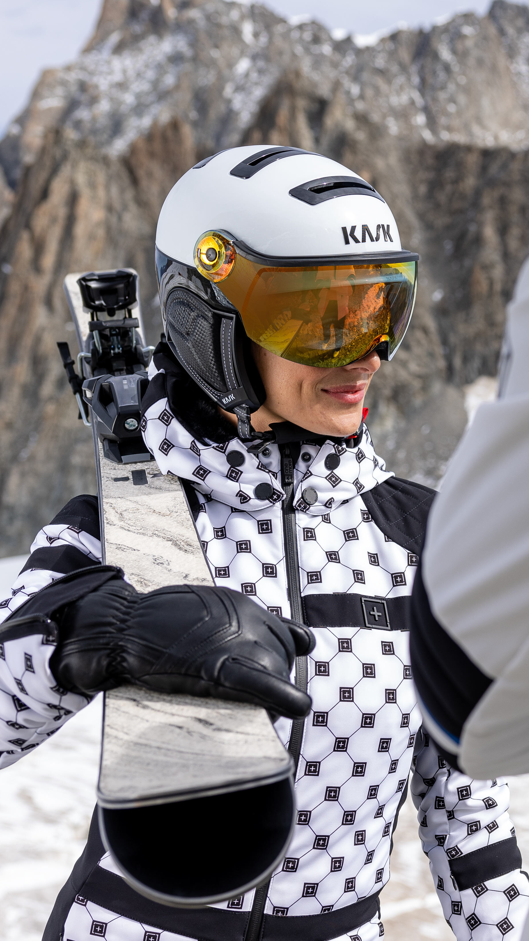 カスク ヘルメット ウィンタースポーツ用 楽天市場】kask ヘルメット