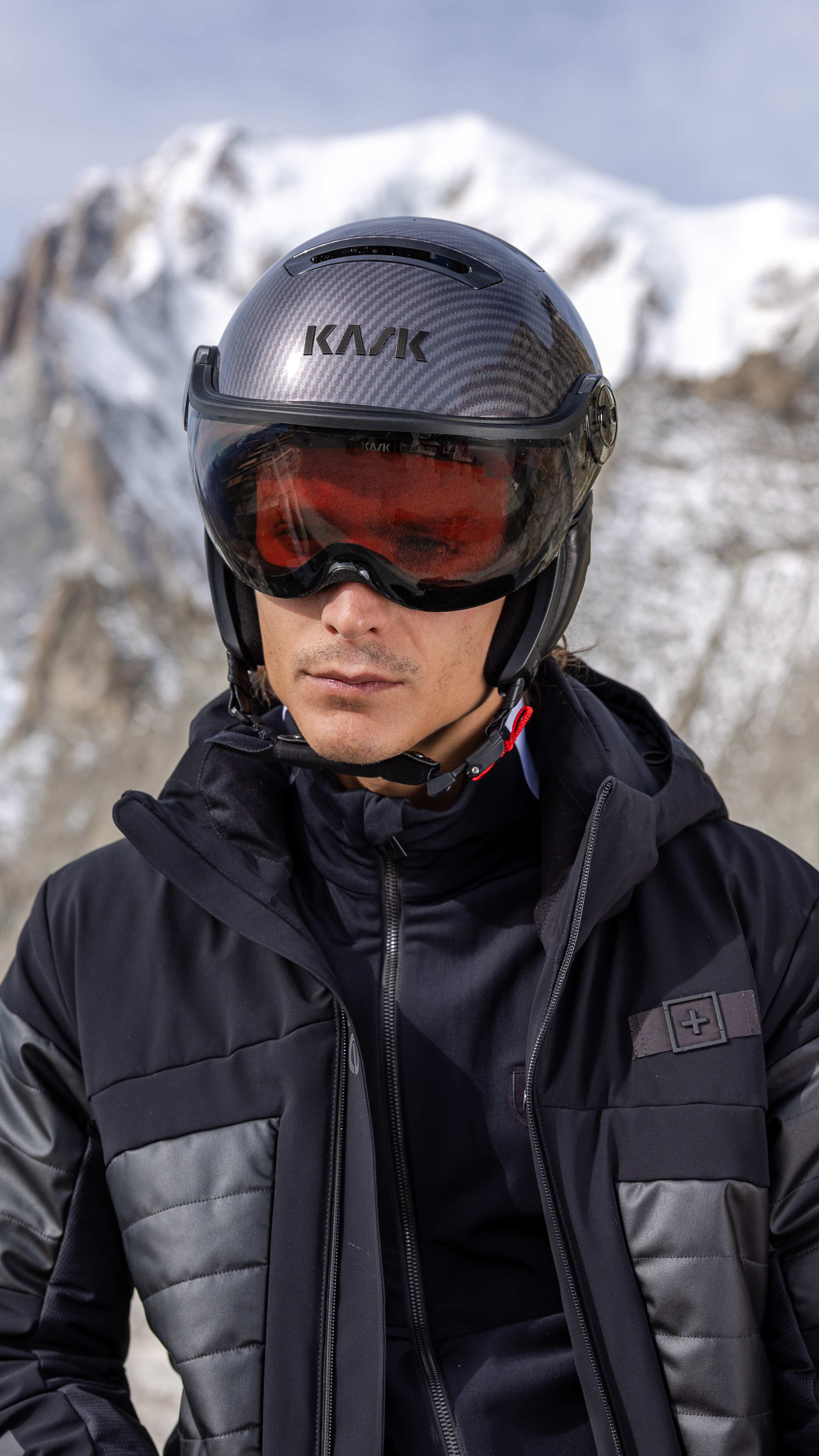 Top Highlights Brand Kask カスク Color Black Age Range (Description) Adult Model Name KASK Outer Material Plastic Recommended Uses For Product Skiing, boarding KASK Sport