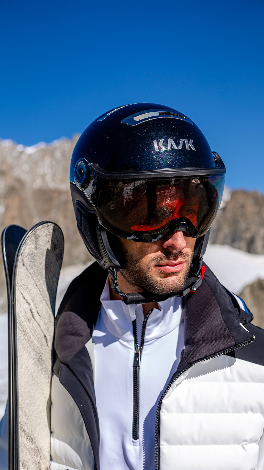 Top Highlights Brand Kask カスク Color Black Age Range (Description) Adult Model Name KASK Outer Material Plastic Recommended Uses For Product Skiing, boarding Top Highlights Brand Kask カスク Color Black Age Range