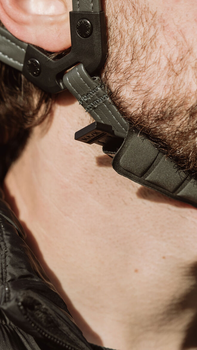 Dogma Chinstrap pad