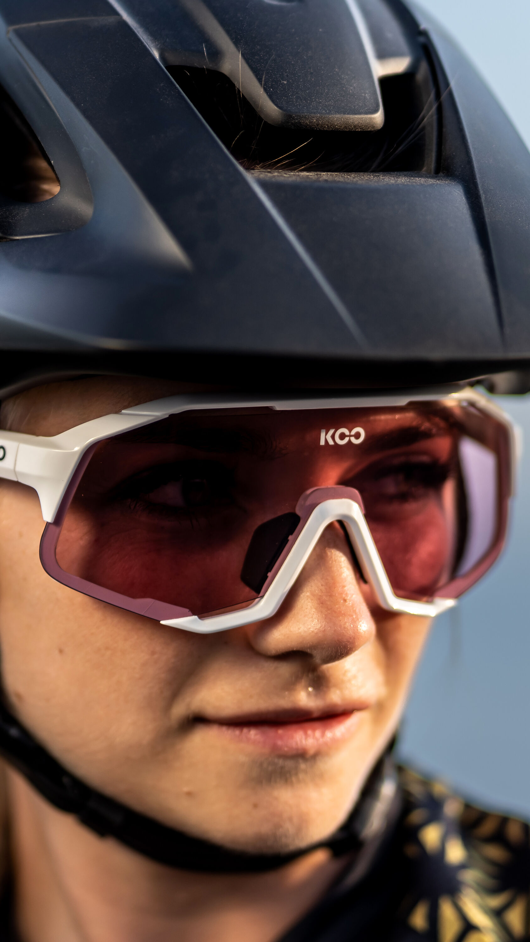 KASK KOO DEMOS ブラック KOO Demos in Black Matte Red – DSTNC